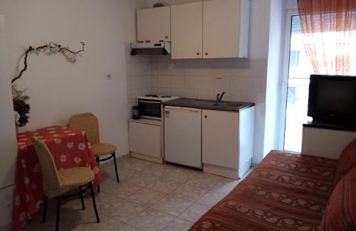 Thessaloniki Apartment | Studio in the Sun individual