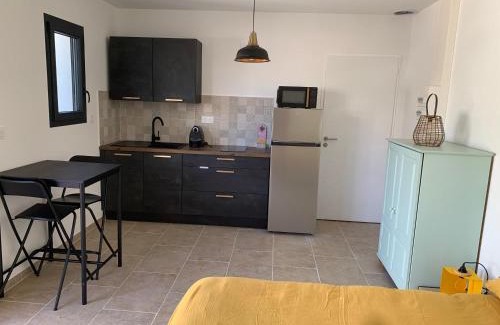 Serignan Apartment | Studio la salicorne