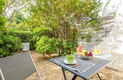 La Ciotat Apartment | Studio Le Bali-1 by Interhome