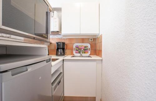 La Ciotat Apartment | Studio Le Bali-1 by Interhome