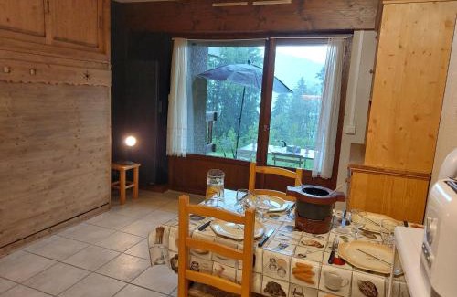 Saint-Gervais-les-Bains Apartment | Studio Le Taguy by Interhome