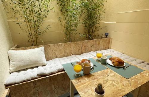 Gambetta Apartment | Studio "Les Cactus" avec Terrasse à 5 min à pied de la Plage