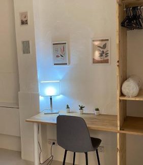 Gambetta Apartment | Studio "Les Cactus" avec Terrasse à 5 min à pied de la Plage