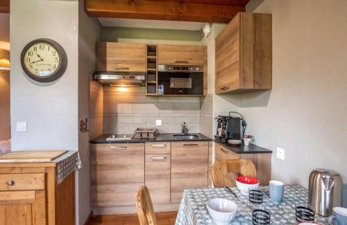 Saint-Gervais-les-Bains Apartment | Studio Les G'rets-10 by Interhome