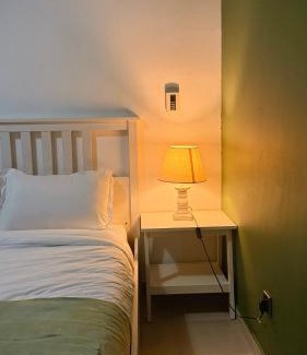 Jumeirah Lake Towers House | Studio-Like Private Bedroom with Balcony & Private Washroom in JLT