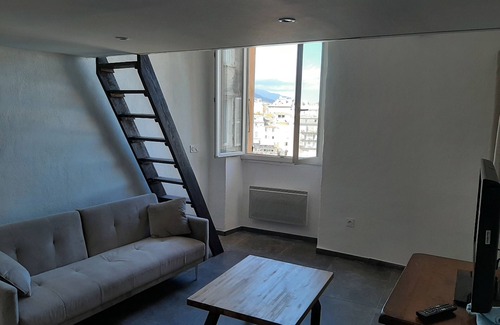 Bastia Apartment | Studio located between the old port and the citadel. right in the town center.