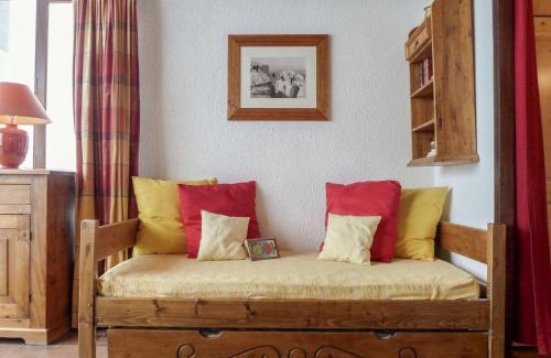 Argentiere Apartment | Studio Lognan-1 by Interhome