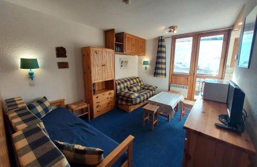 Plagne Villages Apartment | Studio lumineux à Plagne Villages, balcon, proche pistes et commerces - FR-1-351-64