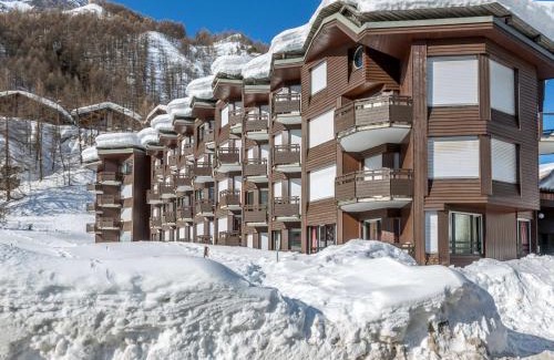 Val-d'Isere Apartment | Studio lumineux proche pistes, centre et comprenant Wifi - FR-1-694-152