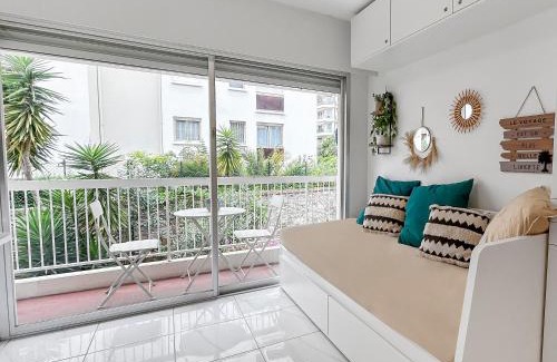 Cannes Apartment | Studio lumineux, WIFI à deux pas de la Croisette