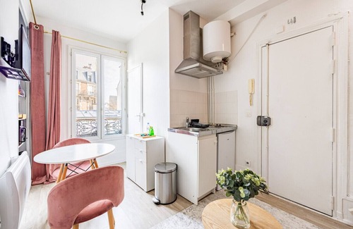 19th Arrondissement Apartment | Studio Métro Ourcq Paris 19eme