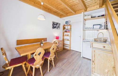 La Rosiere Apartment | Studio mezzanine au pied des pistes avec balcon, idéal pour 4-6 personnes - FR-1-398-552