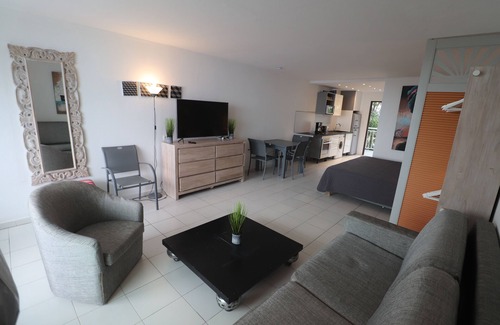 Cul de Sac Apartment | Studio SEA VIEW Orient Bay