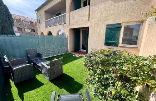 La Londe-les-Maures Apartment | Studio Moana avec parking et jardin