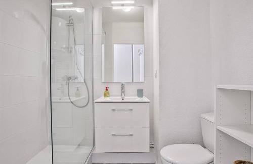 Port Guillaume Apartment | Studio moderne proche plage avec WiFi à Dives-sur-Mer - FR-1-788-84