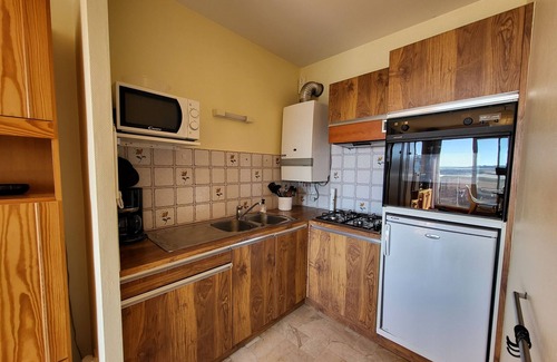 Les Sables d'Olonne Apartment | Studio near beach with private parking and balcony