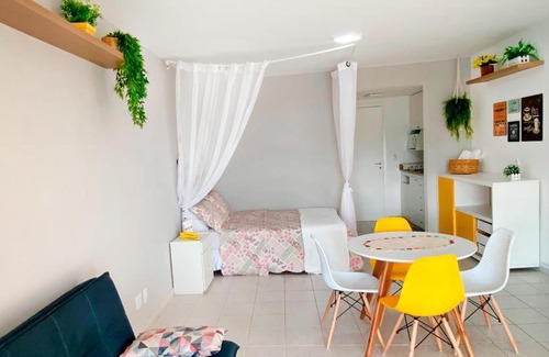 Parque das Palmeiras Apartment | Studio Piratas