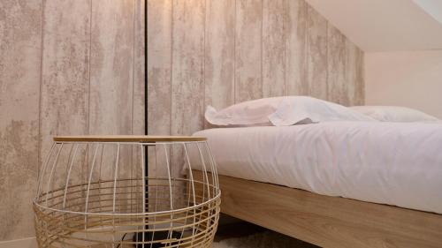 La Celle-sous-Gouzon Apartment | Studio pratique et cosy Rouen centre