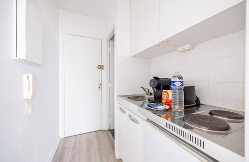 Quartier de la Folie-Mericourt Apartment | Studio Rénové 2 Pers République Bastille Paris 11