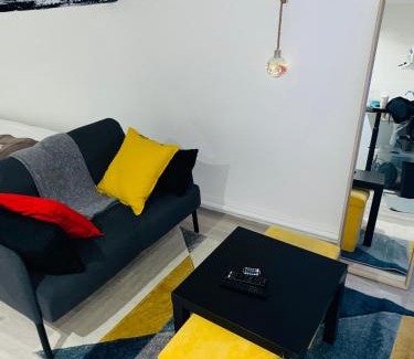 Capucins - Victoire Apartment | studio rénové 30m2 a 5 min de la gare