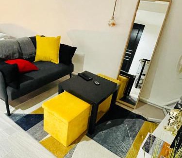 Capucins - Victoire Apartment | studio rénové 30m2 a 5 min de la gare