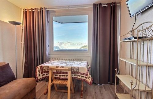 Plagne Centre Apartment | Studio rénové au pied des pistes à Plagne Centre - FR-1-455-49