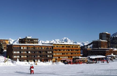 Plagne Centre Apartment | Studio rénové au pied des pistes avec balcon, idéal pour 2 personnes - FR-1-455-117