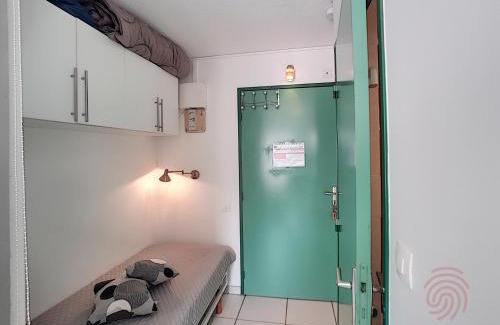 Lamalou-les-Bains Apartment | Studio rénové avec balcon, animaux acceptés, wifi, à 650m des Thermes - FR-1-451-92