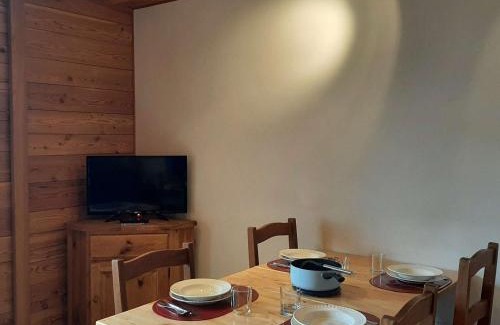 Montgenevre Apartment | Studio rénové avec balcon sud et parking, 4 personnes, Montgenèvre - FR-1-330D-66
