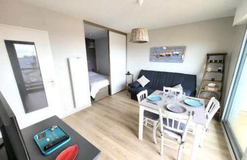 Les Sables d'Olonne Apartment | Studio Refait à Neuf, Proche Plage et Commerces - FR-1-92-951