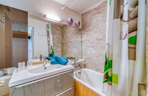 Le Corbier Apartment | Studio Soyouz Vanguard-97 by Interhome