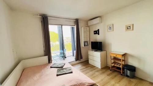 La Grande-Motte Apartment | Studio Stone Brooke