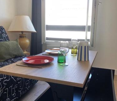 Saint-Martin-de-Re Apartment | Studio sur le port de St Martin de Ré