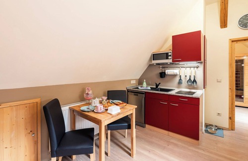 Enzklosterle Apartment | Studio 'Tannenwipfel, 40sqm' with Mountain View, Private Garden and Wi-Fi