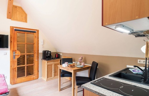 Enzklosterle Apartment | Studio 'Tannenwipfel, 40sqm' with Mountain View, Private Garden and Wi-Fi