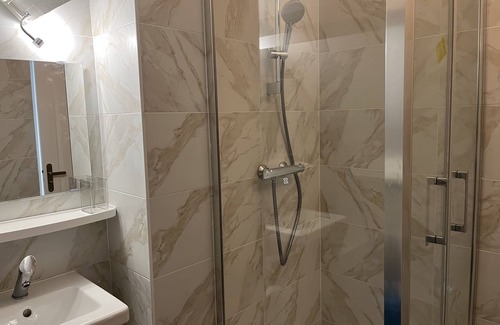 Le Blanc-Mesnil Apartment | Studio Tout Confort Proche Charles de Gaulle, Le Bourget, Villepinte