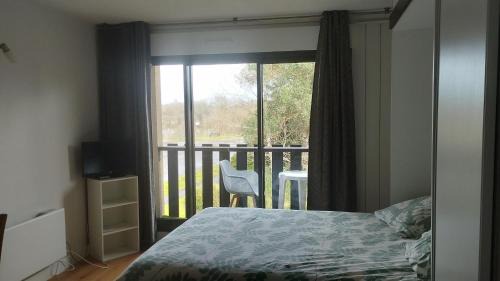 Dax Apartment | Studio tout confort au bord du lac d'Estey avec parking privé
