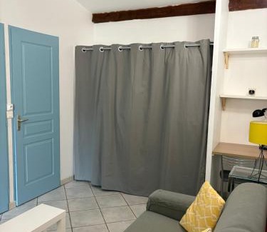 La Crau Apartment | Studio tout confort