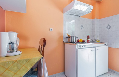 Vathy Apartment | Studio 'Veronis 4' with Sea View, Shared Pool & Wi-Fi
