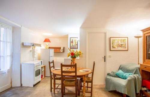 Bormes-Les-Mimosas Apartment | Studio Village de Bormes les Mimosas by Interhome