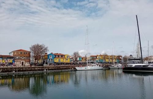 La Rochelle Apartment | Studio with a view of Lake La Sole