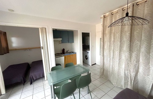 Argeles Plage Apartment | Studio with air conditioning, balcony, near the beach