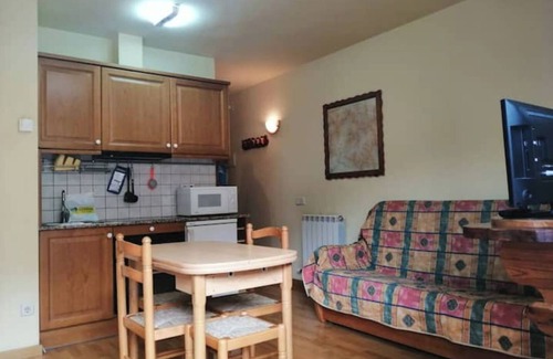 Pla de l'Ermita Apartment | Studio with balcony and light - Erta 11