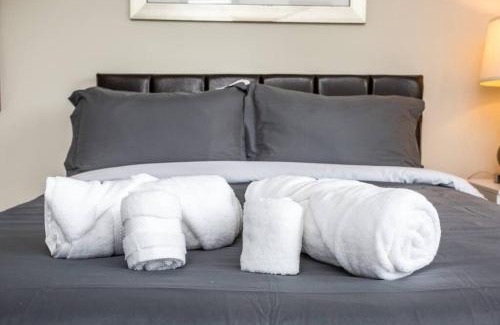 Bankers Hill Apartment | Studio with Beautiful View next to Downtown