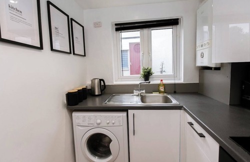 Exeter Apartment | Studio With Parking, By Uni/Hosp
