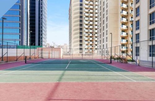 Dubai Production City Apartment | Studio with Private Jacuzzi - Damac Lagovista