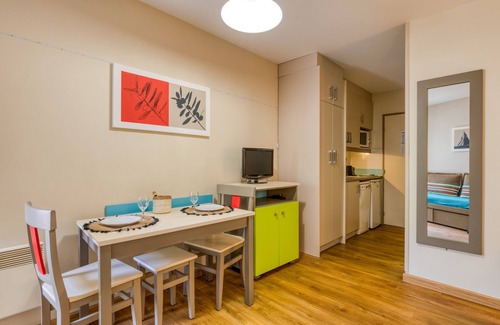 La Grande-Motte Apartment | Studio with Terrace Just Steps from the Beach at La Grande Motte