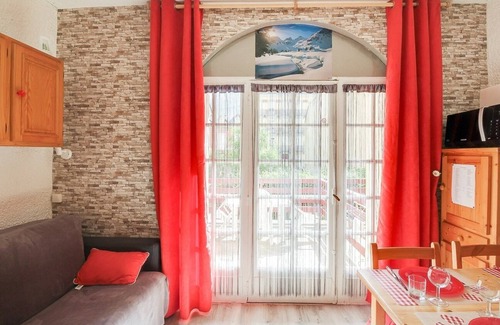 Cauterets Apartment | Studio with terrace and WiFi for 4 people