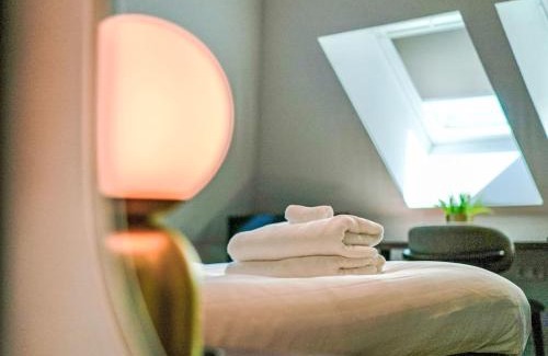 Brouwershaven Apartment | Studio Zen Kitchen & Boutique Hotel-6 by Interhome