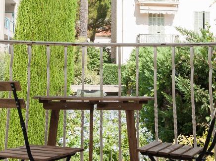 Prado - Republique Apartment | #StudioCosy @ Center Cannes